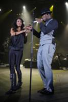 Рэппер Не-Йо (Ne-Yo) выступил с концертом на сцене