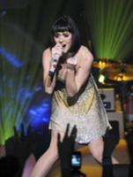 Кэти Перри (Katy Perry) выступила с концертом в ра