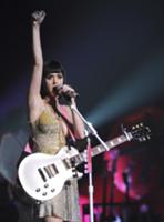 Кэти Перри (Katy Perry) выступила с концертом в ра