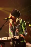 Участники группы 'The Ting Tings' выступили с конц