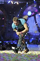 Британские рокеры 'Coldplay' дали концерт на стади