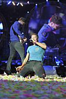Британские рокеры 'Coldplay' дали концерт на стади