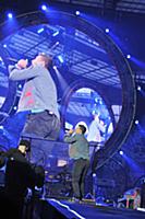 Британские рокеры 'Coldplay' дали концерт на стади