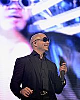 Питбуль (Pitbull) выступил с концертом в Нью-Йорке
