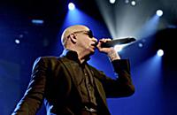 Питбуль (Pitbull) выступил с концертом в Нью-Йорке