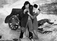 Кадры из фильма 'Мятежная баррикада'. На фото: Ник