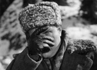 Кадры из фильма 'Штрафной удар'. На фото - Михаил 