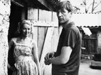 Кадры из фильма 'Сошедшие с небес', СССР, 1986. На
