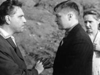 Кадр из фильма 'Зеркало для героя', СССР, 1988. На
