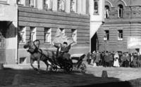 Кадр из фильма 'Николай Бауман', СССР, 1967. На фо