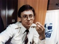 Кадр из фильма 'Красная стрела', СССР, 1986. На фо