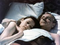 Кадр из фильма 'Красная стрела', СССР, 1986. На фо