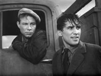 Кадр из фильма 'Последний хлеб', СССР, 1963. На фо