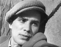 Кадр из фильма 'Последний хлеб', СССР, 1963. На фо