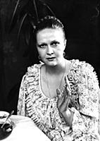 Кадры из фильма 'Жизнь Клима Самгина', 1987. На фо