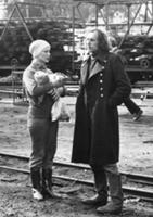 Кадр из фильма 'Познавая белый свет', СССР, 1978. 