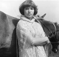 Кадр из фильма 'На острие меча', СССР, 1986. На фо