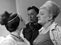 Кадр из фильма 'Зайчик', СССР, 1964. На фото - Оль