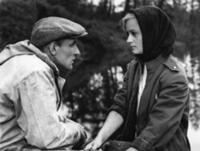 Кадр из фильма 'Любить человека', СССР, 1972. На ф