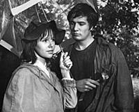 Кадр из фильма 'Школьный вальс', СССР, 1977. На фо