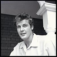Roger Moore 1958.Taken at the British home he shar