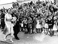 Queen Elizabeth II  , escorted by the Mayor of Wai