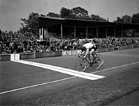 Former world sprint champion Reg Harris (Britain) 