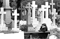 Life and Death
©2006 TopFoto/Ken Russell
Photo b
