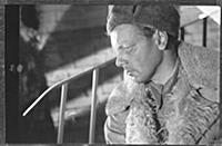 Кадры из фильма «Живые и мертвые», 1 серия (1963).