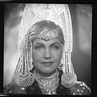 Кадр из фильма «Каменный цветок», (1946). На фото: