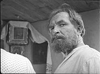 Актер Евгений Лебедев.