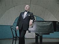 Кадр из фильма «Покровские ворота», (1982). На фот