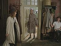 Кадр из фильма «Покровские ворота», (1982). На фот
