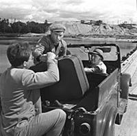 Кадр из фильма «На завтрашней улице», (1965). На ф