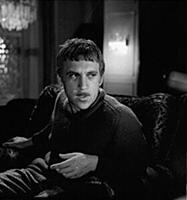 Кадр из фильма «Четвертый», (1972). На фото: Влади