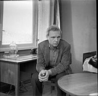 Кадр из фильма «Вы мне писали», (1976). На фото: А