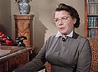 Кадр из фильма: «Карнавальная ночь», (1956). На фо