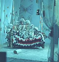 Кадр из фильма «Мама», (1976).