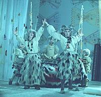Кадр из фильма «Мама», (1976).