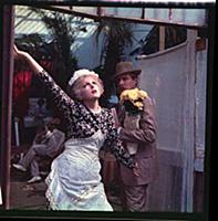 Кадр из фильма «Раба любви», (1975). На фото: Елен