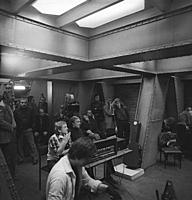 Съемки фильма «Шляпа», (1981). На фото: Олег Янков