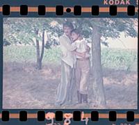 Кадр из фильма «Жизнь прекрасна», (1979). На фото: