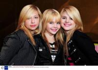 Презентация группы 'Clique Girlz' в Нью-Йорке