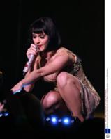 Кэти Перри (Katy Perry) выступила с концертом в ра