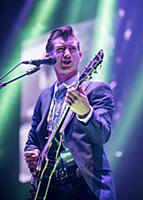 «Arctic Monkeys» выступают в Глазго