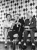 ARKIV 1970-03-14
Fцrfattarna Astrid Lindgren (t.v
