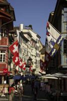 Цюрих (Zurich), Швецария. На фото - переулок Авгус