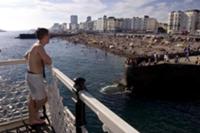 Английские байкеры совершают рейд из Лондона в Бра