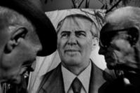 Местные жители чтут память коммунистического лидер