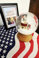 Фотографии с фабрики по изготовлению стеклянных ша